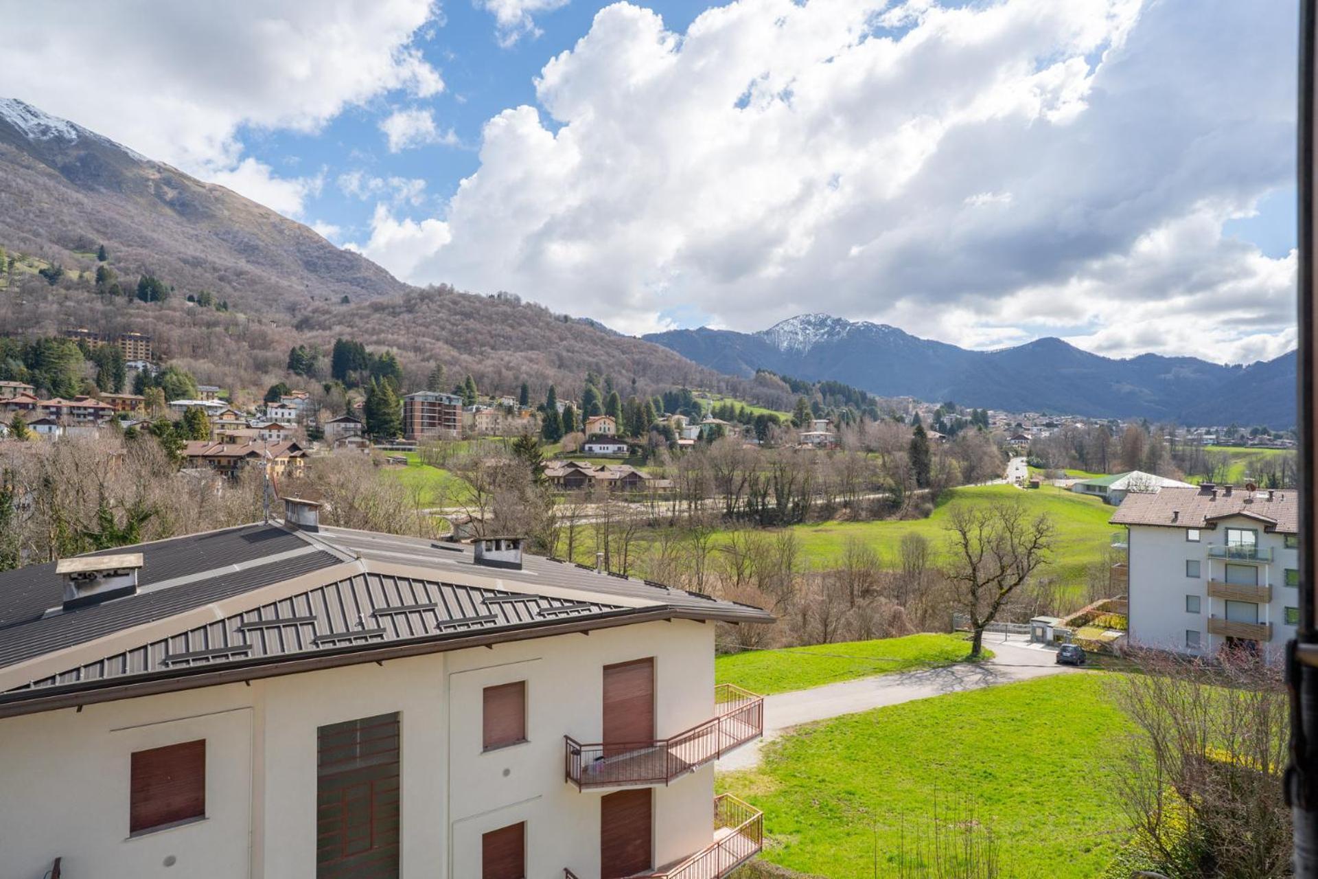Mountain Lodging With Fireplace And Mountain View Barzio Exterior foto