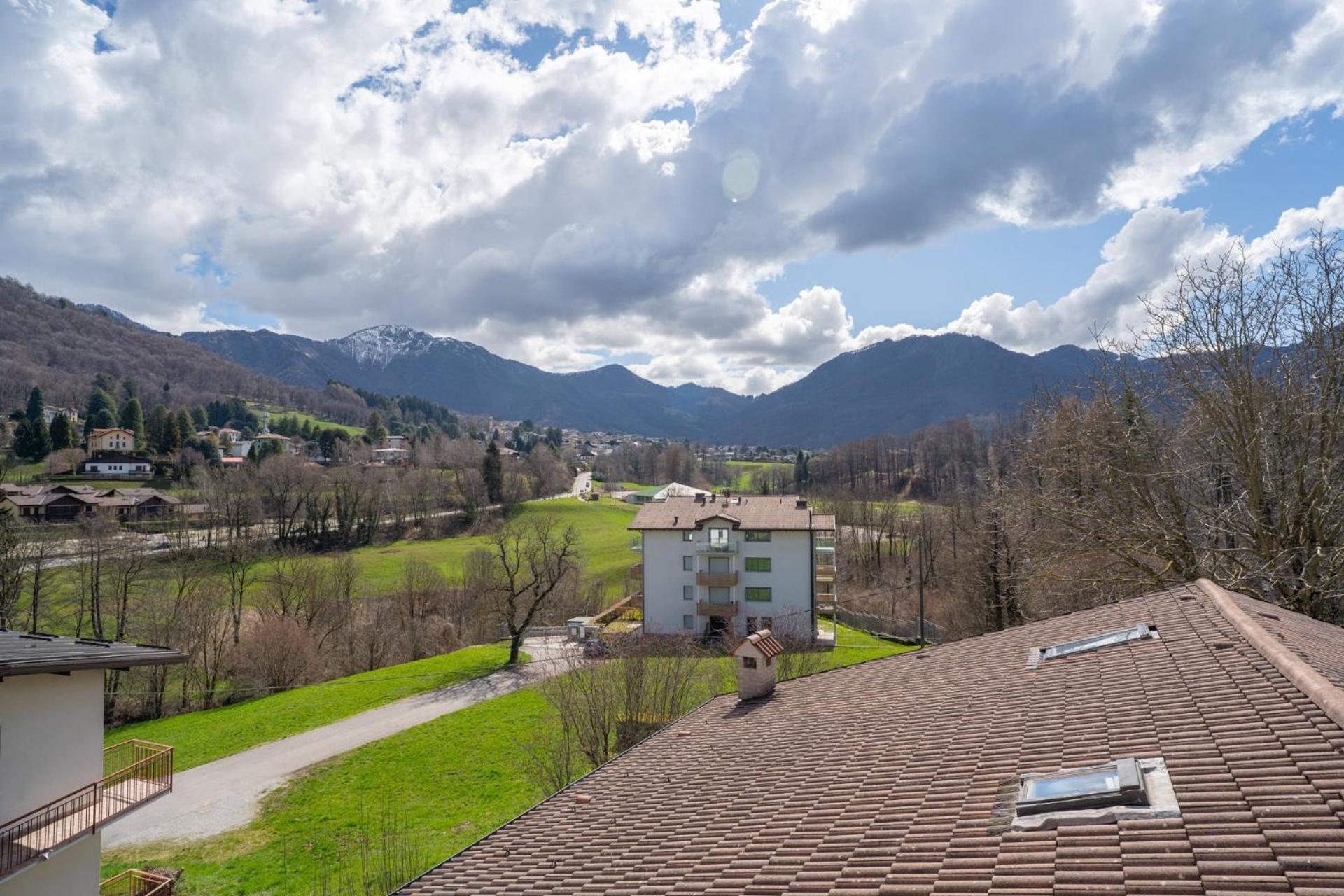 Mountain Lodging With Fireplace And Mountain View Barzio Exterior foto