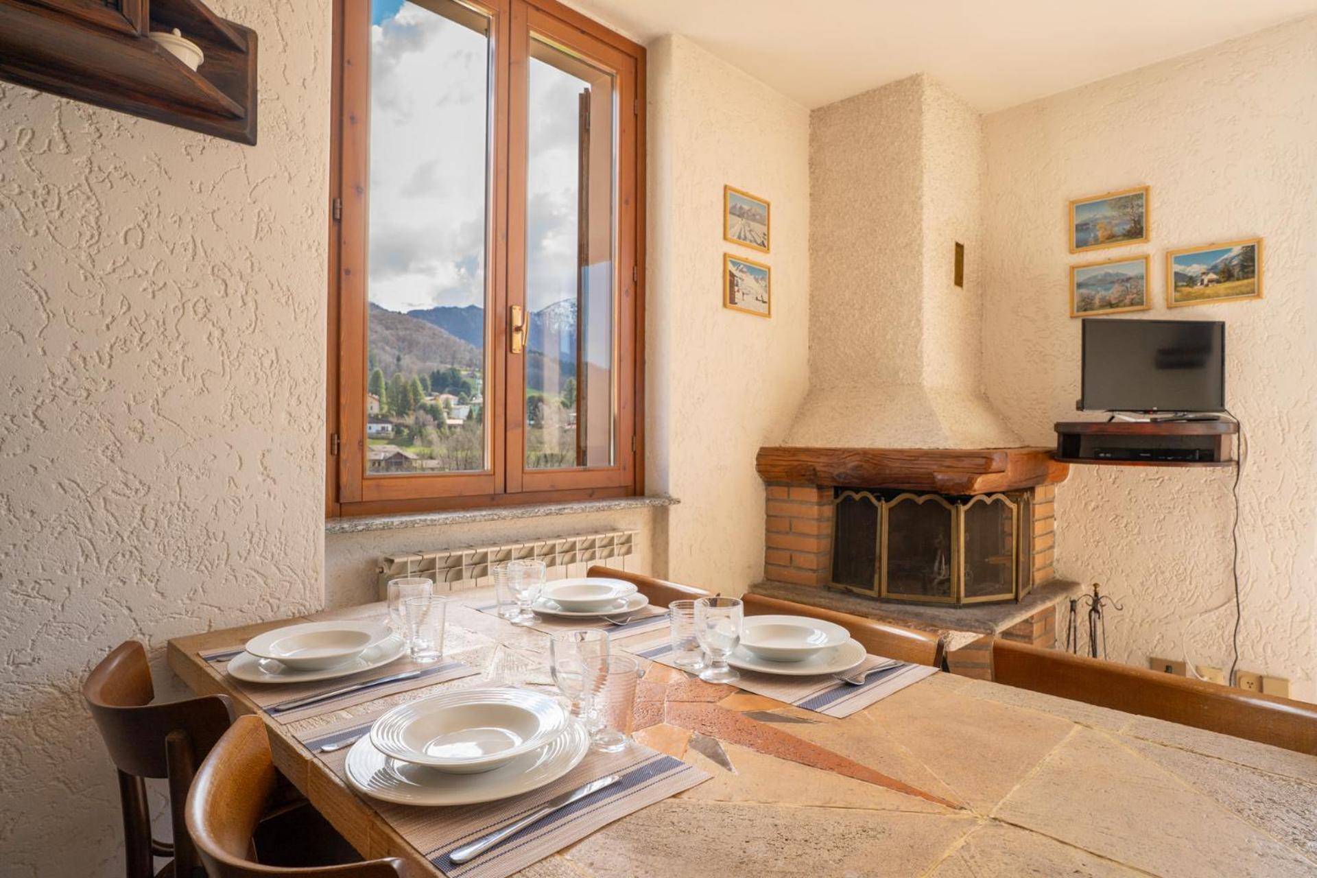 Mountain Lodging With Fireplace And Mountain View Barzio Exterior foto