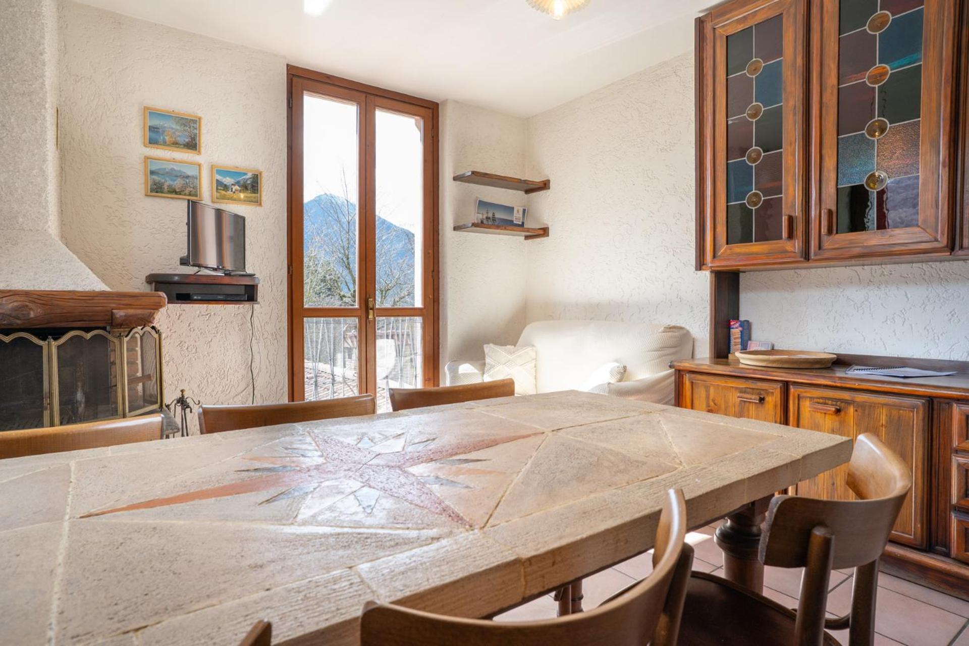 Mountain Lodging With Fireplace And Mountain View Barzio Exterior foto